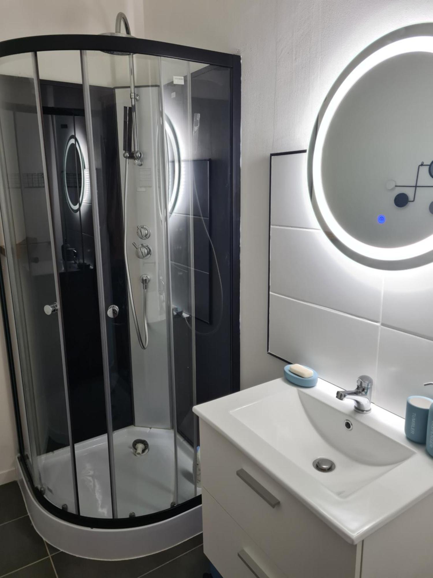 Maison De Ville Au Bord Du Lez, 170M2 Cosy. Bollène Eksteriør bilde